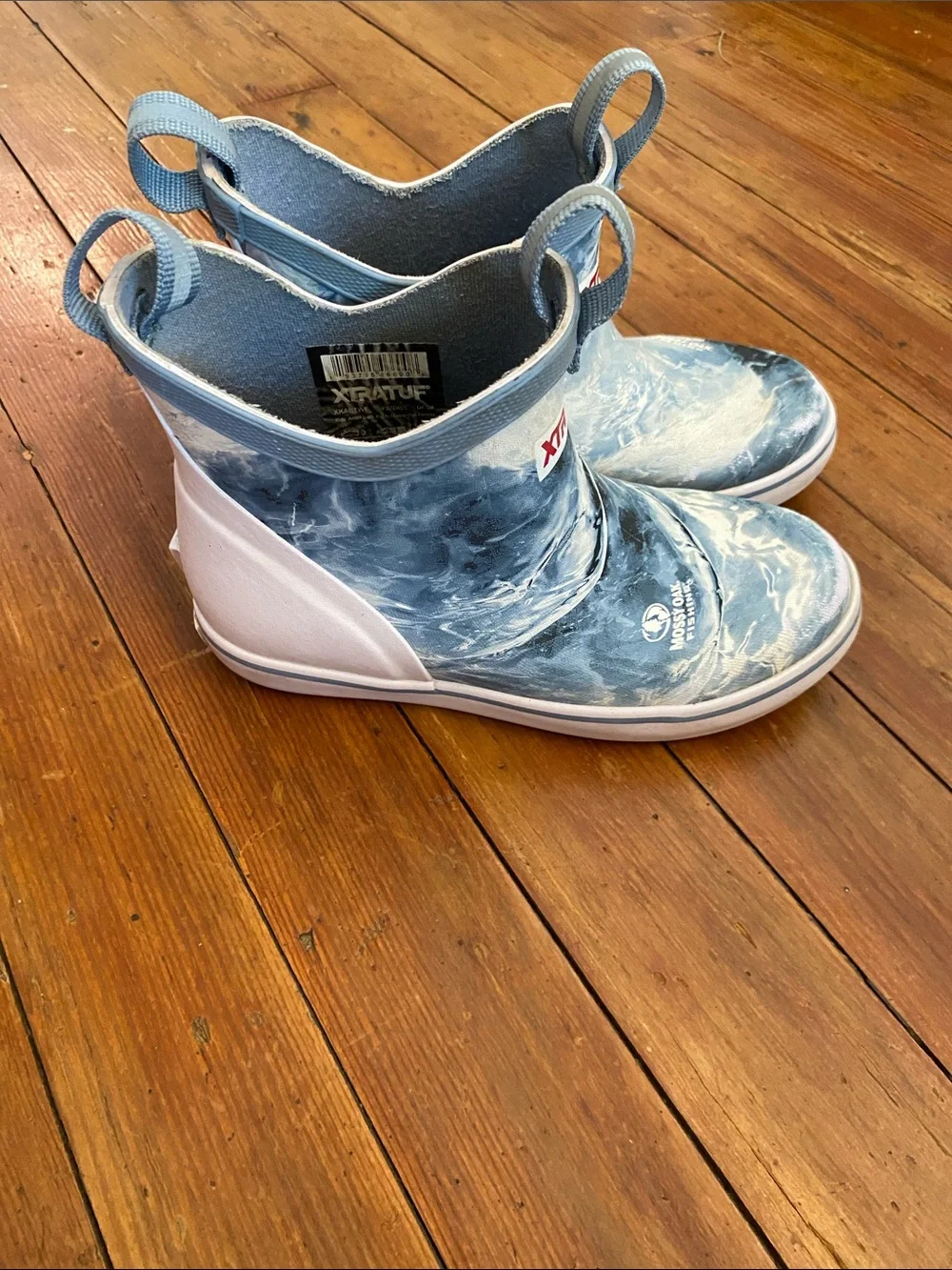 Xtratuf Kid’s Ankle Deck Boot Mossy Oak Fishing Marbled blue Size 12